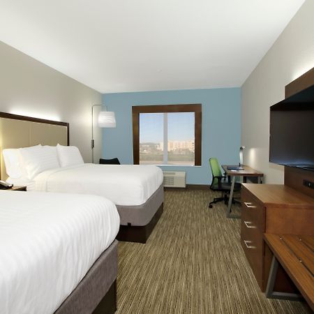 Holiday Inn Express & Suites Columbus North By Ihg Dış mekan fotoğraf